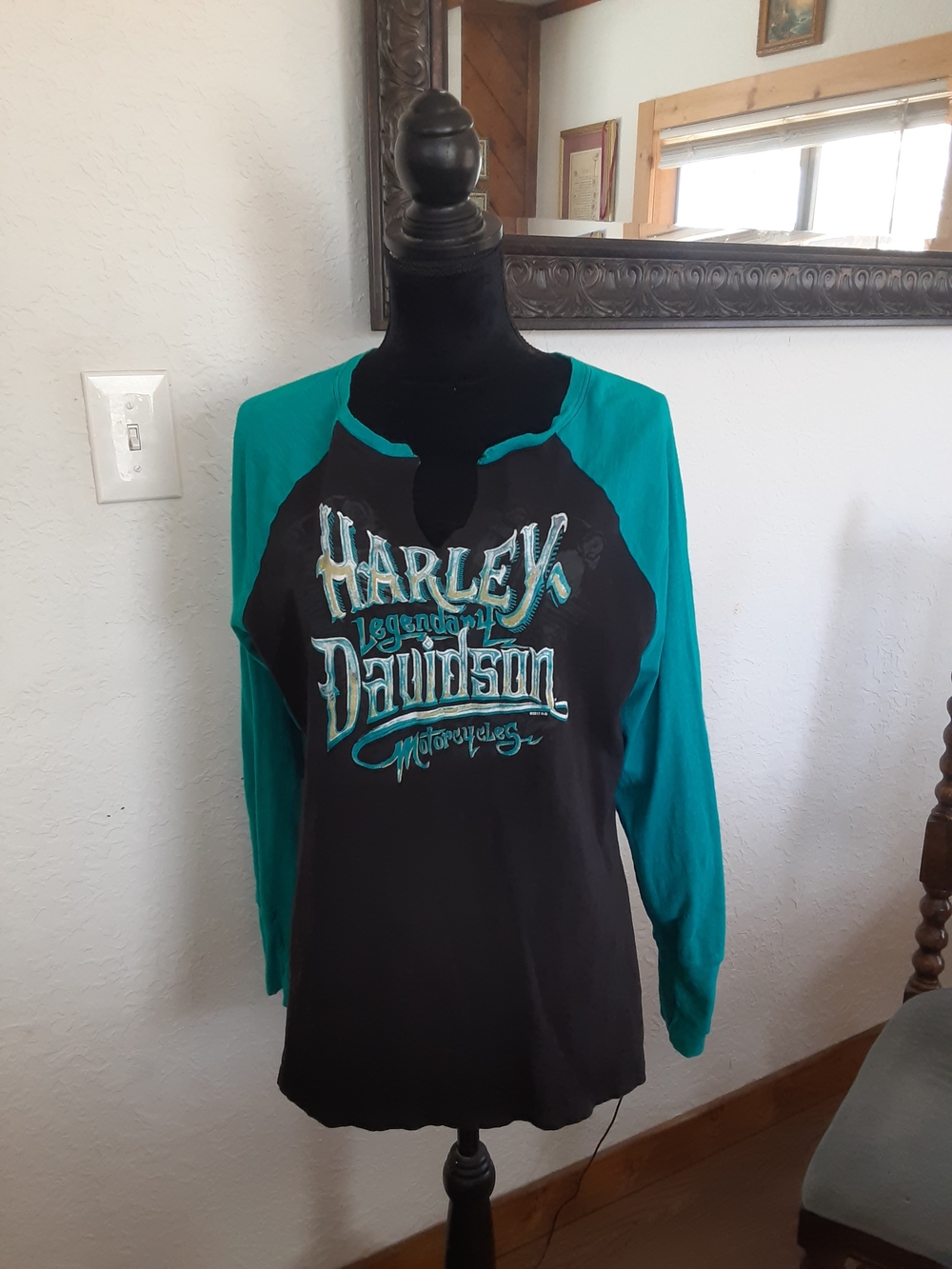 Harley-Davidson Black and Teal Raglan Logo Top